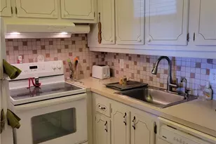 1030 Ashby D, Deerfield Beach, FL 33442 - Photo 8