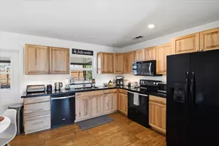 541 NE 58th Ct, Fort Lauderdale, FL 33334 - Photo 8