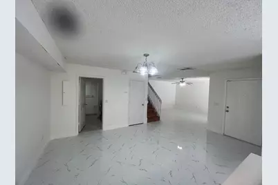 2212 White Pine Circle #B, Greenacres, FL 33415 - Photo 8