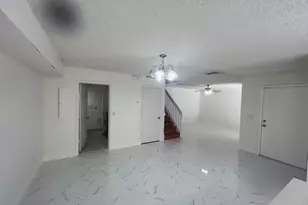 2212 White Pine Cir, Greenacres, FL 33415 - Photo 8