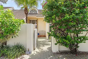 2584 Muirfield Ct, Wellington, FL 33414 - Photo 4