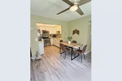 199 E Burgundy E, Delray Beach, FL 33484 - Photo 8