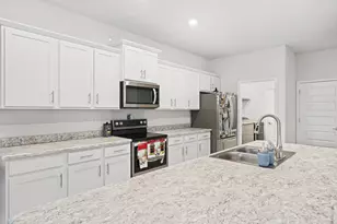 692 NE Turtleback Trail, Port Saint Lucie, FL 34983 - Photo 16