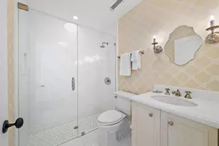 210 Emerald Ln, Palm Beach, FL 33480 - Photo 22