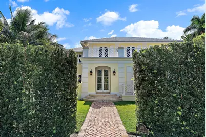 210 Emerald Lane, Palm Beach, FL 33480 - Photo 2