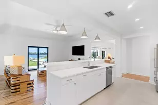210 S Lake Dr, Lantana, FL 33462 - Photo 12