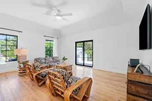 210 S Lake Dr, Lantana, FL 33462 - Photo 10