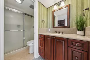 2400 Presidential Way, West Palm Beach, FL 33401 - Photo 10
