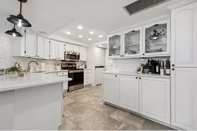 2400 Presidential Way #1006, West Palm Beach, FL 33401 - Photo 8