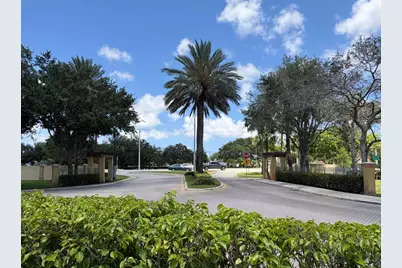 203 S Santa Catalina Circle #203, North Lauderdale, FL 33068 - Photo 24
