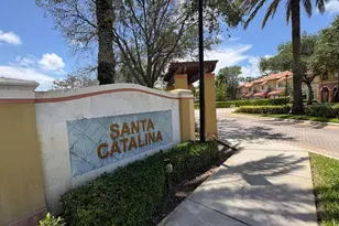 203 S Santa Catalina Cir, North Lauderdale, FL 33068 - Photo 2