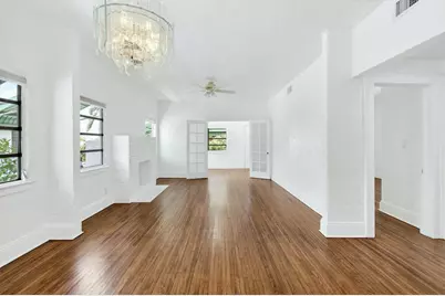 909 N B Street, Lake Worth, FL 33460 - Photo 4
