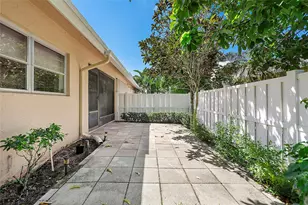 8230 Springtree Rd, Boca Raton, FL 33496 - Photo 32