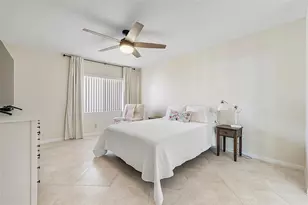 8230 Springtree Rd, Boca Raton, FL 33496 - Photo 20