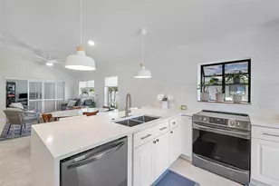 8230 Springtree Rd, Boca Raton, FL 33496 - Photo 8