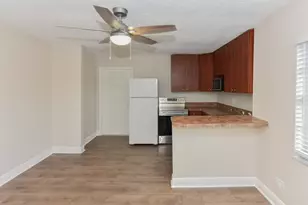 605 N Federal Hwy, Lake Worth, FL 33460 - Photo 2