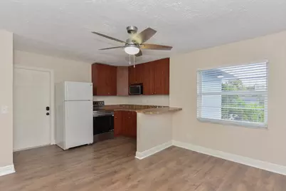 605 N Federal Highway #9, Lake Worth Beach, FL 33460 - Photo 1