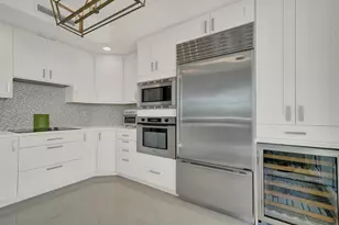 2700 N Ocean Dr, Riviera Beach, FL 33404 - Photo 16