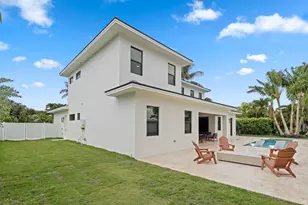 1160 Emerald Dr, Riviera Beach, FL 33404 - Photo 16