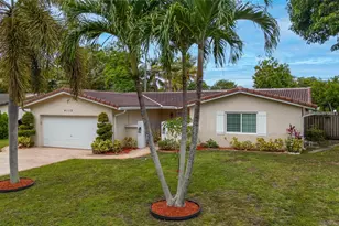 4112 NW 78th Ln, Coral Springs, FL 33065 - Photo 2