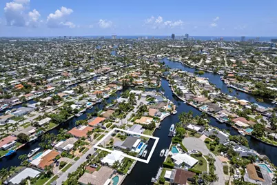 160 SE 12th Court, Pompano Beach, FL 33060 - Photo 10