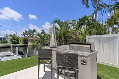 160 SE 12th Court, Pompano Beach, FL 33060 - Photo 36