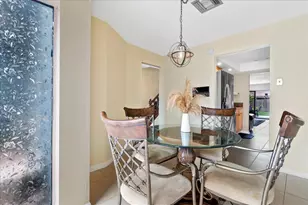 12710 Peconic Ct, Wellington, FL 33414 - Photo 10