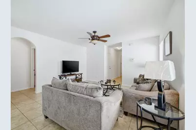 113 SE 3rd Avenue, Boynton Beach, FL 33435 - Photo 4