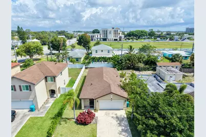 113 SE 3rd Avenue, Boynton Beach, FL 33435 - Photo 2