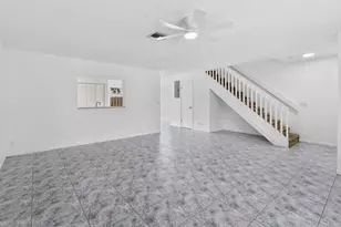 12212 NW 36th Pl, Sunrise, FL 33323 - Photo 2