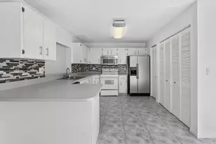 12212 NW 36th Pl, Sunrise, FL 33323 - Photo 20