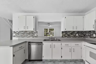 12212 NW 36th Place, Sunrise, FL 33323 - Photo 14