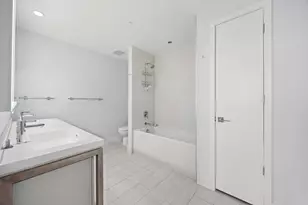 2000 Metropica Wy, Sunrise, FL 33323 - Photo 16