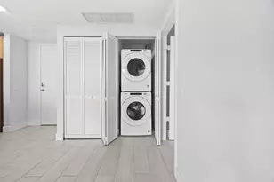 2000 Metropica Wy, Sunrise, FL 33323 - Photo 18