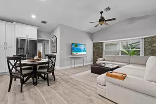 1570 Farmington Ave, Wellington, FL 33414 - Photo 10