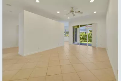 119 Lancaster Road, Boynton Beach, FL 33426 - Photo 8