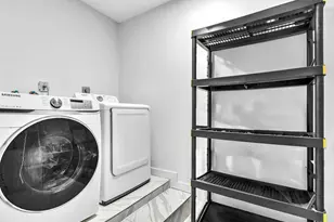 20331 NE 10th Ct, Miami, FL 33179 - Photo 36