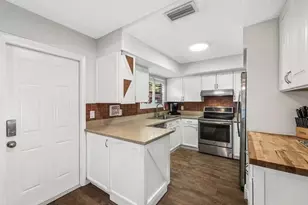 1960 Derby Trail, Wellington, FL 33414 - Photo 14