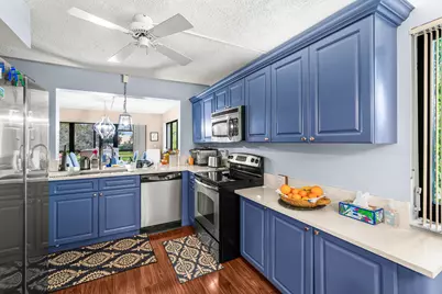 5687 Fairway Park Drive, Boynton Beach, FL 33437 - Photo 14