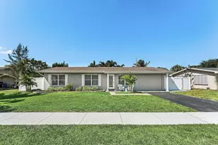 517 Ibis Dr, Delray Beach, FL 33444 - Photo 2