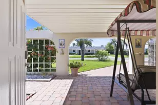 8455 SE Palm St, Hobe Sound, FL 33455 - Photo 32
