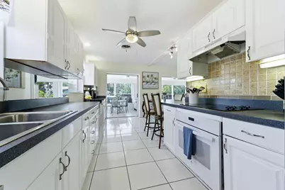 8455 SE Palm Street, Hobe Sound, FL 33455 - Photo 16