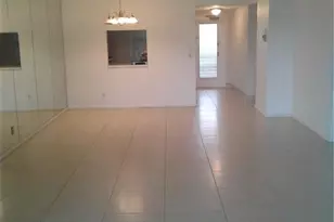1030 Country Club Dr, Margate, FL 33063 - Photo 4