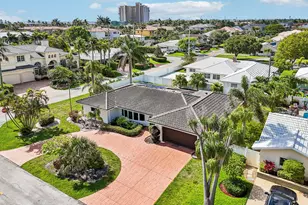 2940 NE 39th Ct, Lighthouse Point, FL 33064 - Photo 4