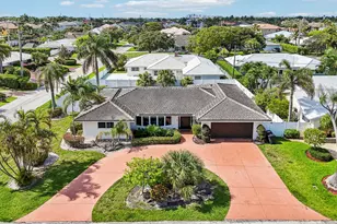 2940 NE 39th Ct, Lighthouse Point, FL 33064 - Photo 2