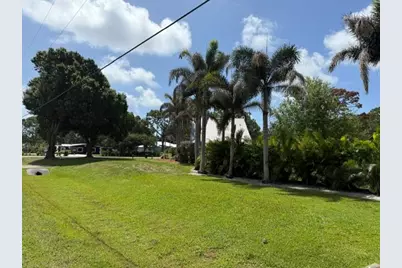 709 Savannah Street, Fort Pierce, FL 34982 - Photo 22