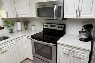709 Savannah St, Fort Pierce, FL 34982 - Photo 16