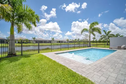9651 Spruce Woods Drive, Boynton Beach, FL 33473 - Photo 34
