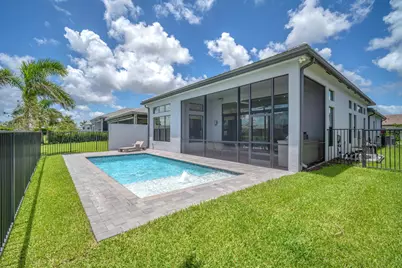9651 Spruce Woods Drive, Boynton Beach, FL 33473 - Photo 36