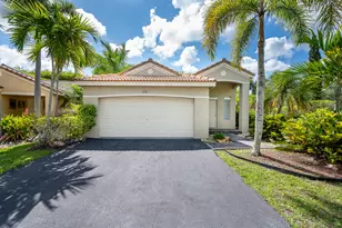 1252 Sabal Trail, Weston, FL 33327 - Photo 2